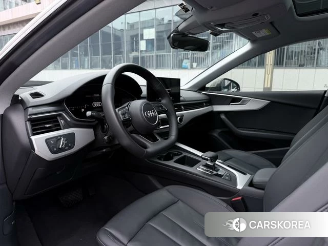 Audi A5 2021 Зеленый из Китая