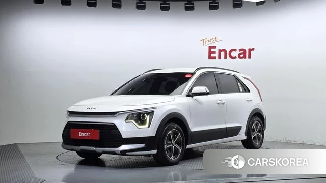 Kia Di Ol Nu Niro 2022 Белый из Кореи