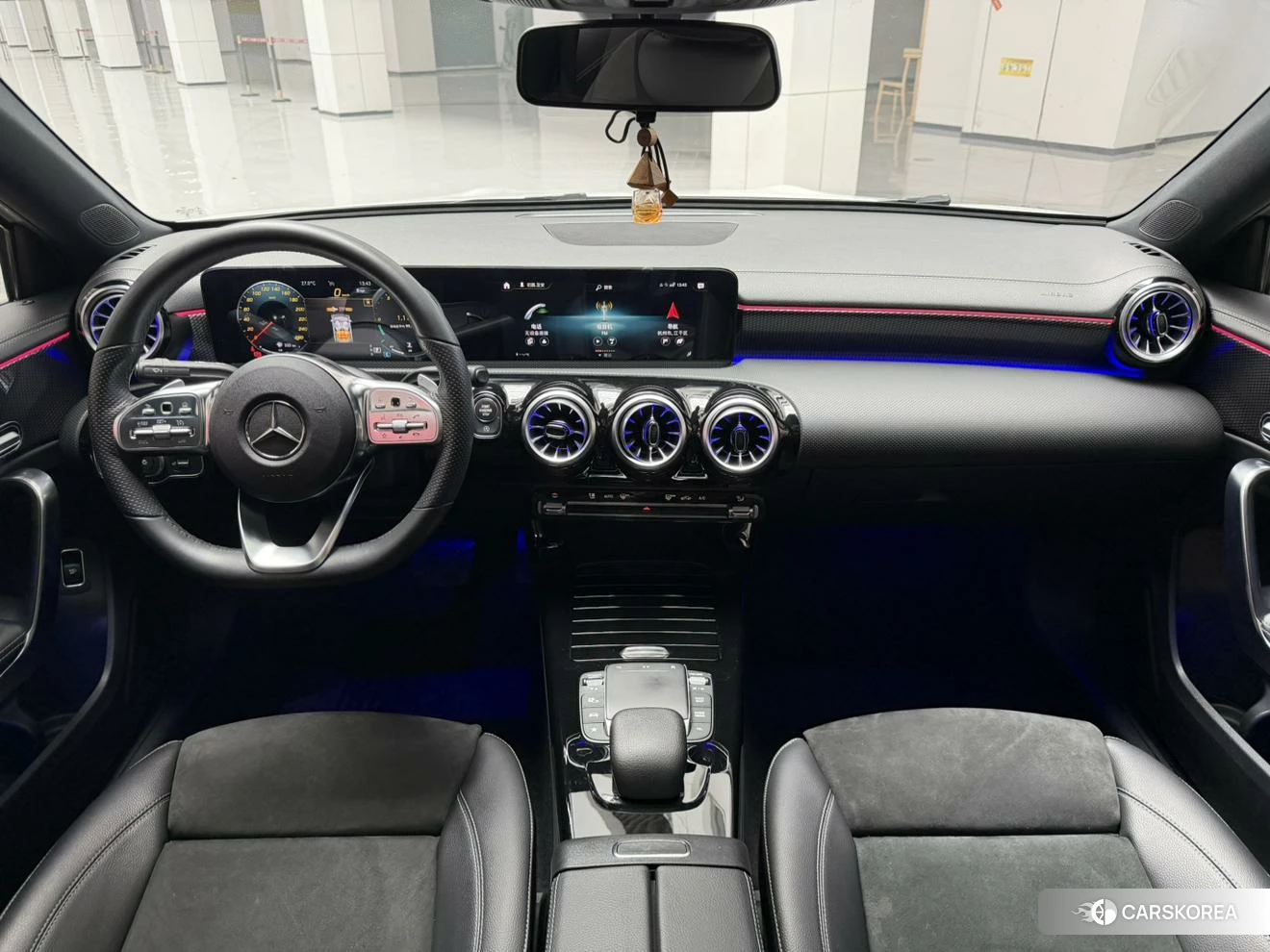 Mercedes-Benz Class A 2021 Белый из Китая