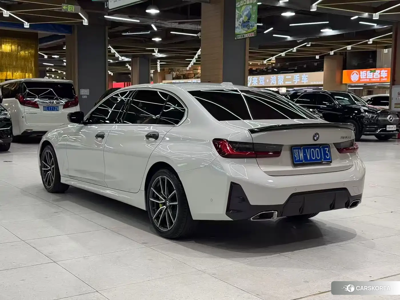 BMW 3 series 2023 Белый из Китая