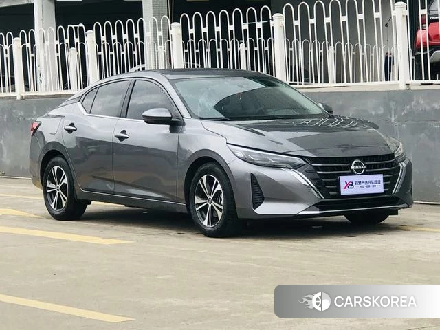 Nissan Xuan Yi 2025 Темно-серый из Китая