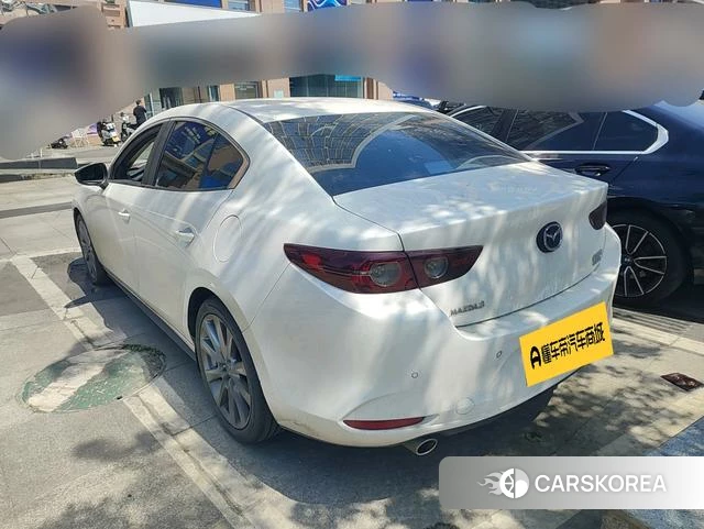 Mazda 3 Angkesaila 2021 Белый из Китая