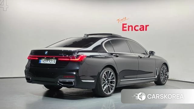 BMW 7 Series (G11) 2019 Черный из Кореи