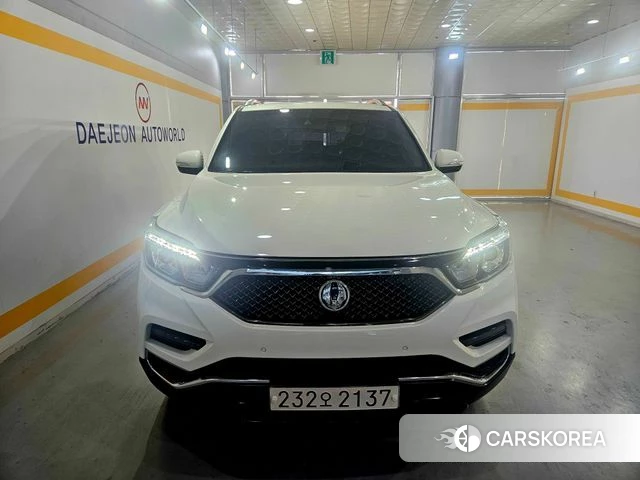 Ssangyong G4 Rexton 2018 Белый из Кореи