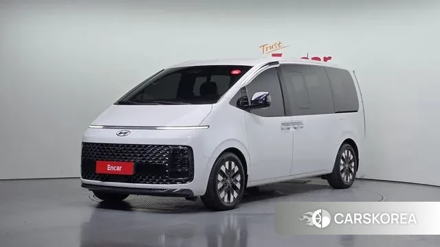 Hyundai Staria 2022 Белый из Кореи