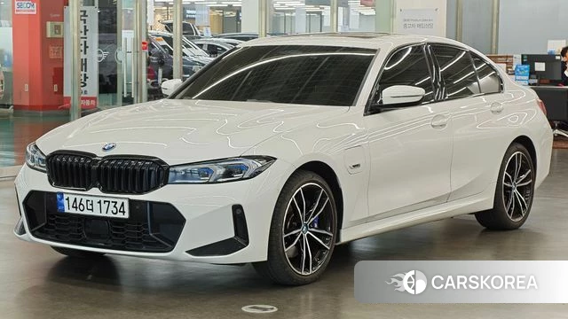 BMW 3 Series (G20) 2023 Белый из Кореи