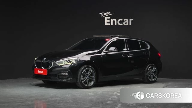 BMW 1 Series (F40) 2020 Черный из Кореи