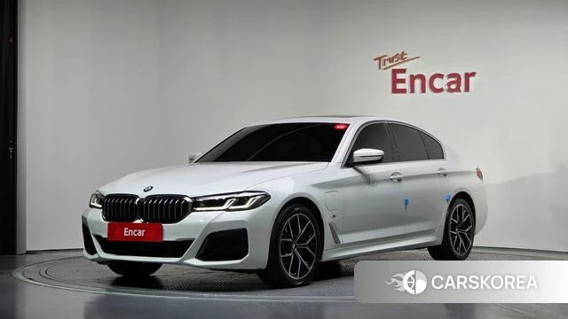 BMW 5 Series (G30) 2021 Белый из Кореи