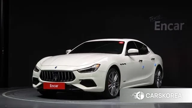 Maserati Ghibli 2019 Белый из Кореи