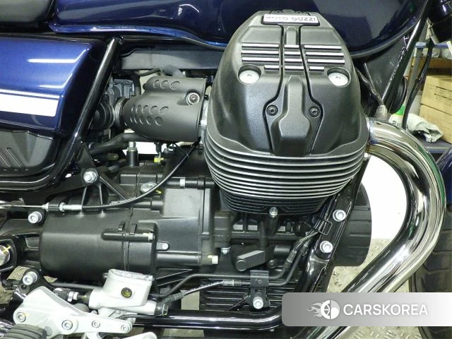 Engine photo