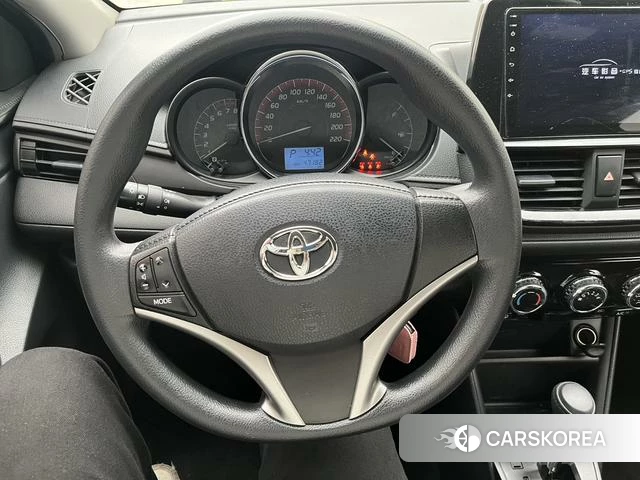 Toyota Vios FS 2021 Белый из Китая