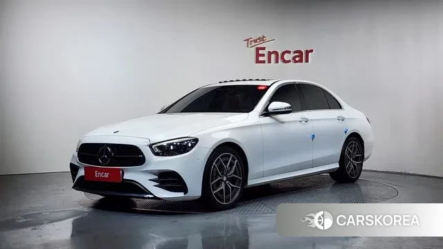 Mercedes-Benz E-Class W213 2020 Белый из Кореи