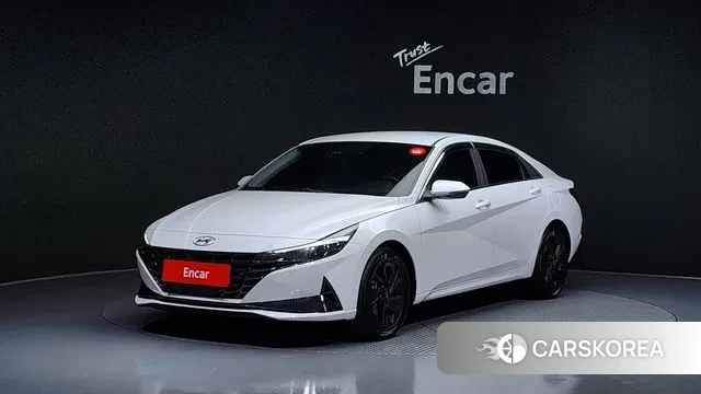 Hyundai Avante (CN7) 2023 Белый из Кореи