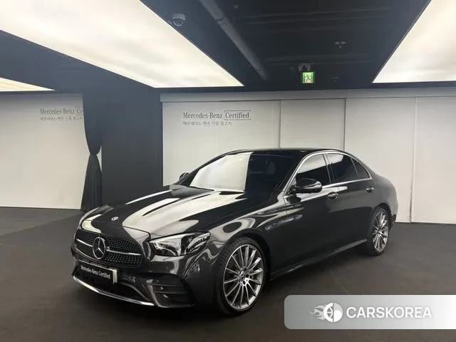 Mercedes-Benz E-Class W213 2022 Серый из Кореи