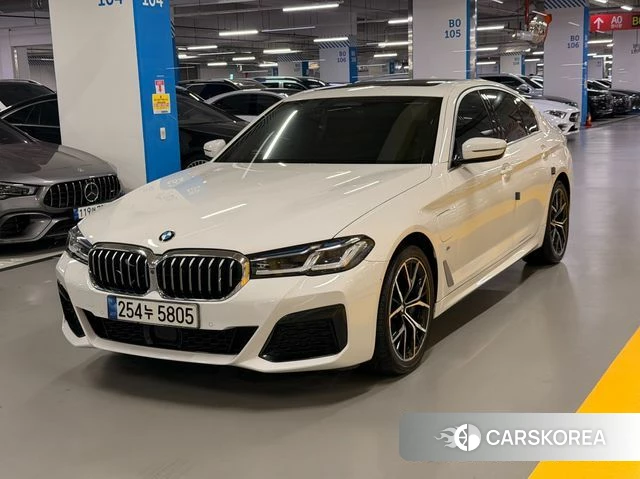 BMW 5 Series (G30) 2021 Белый из Кореи