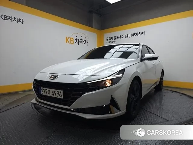 Hyundai Avante (CN7) 2022 Жемчужный цвет из Кореи