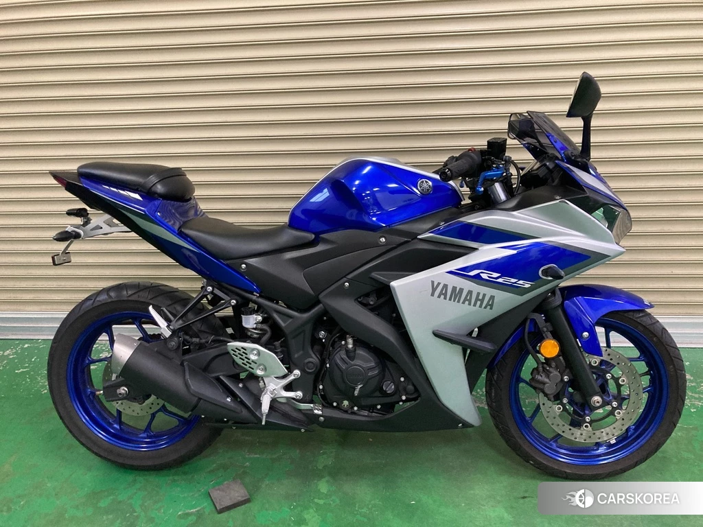 Проданный Yamaha YZF-R25 2014 из Японии