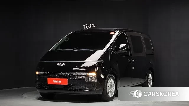 Hyundai Staria 2023 Черный из Кореи