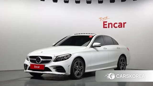 Mercedes-Benz C-Class W205 2020 Белый из Кореи