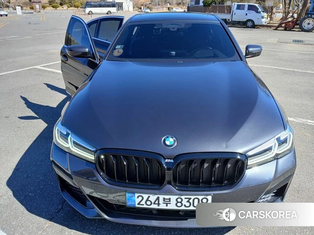 BMW 5 Series (G30) 2022 Серый из Кореи
