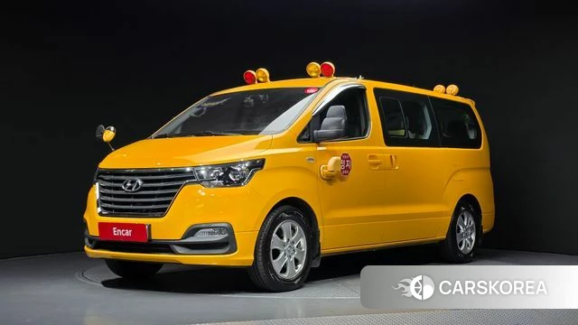 Hyundai The New Grand Starex 2019 Желтый из Кореи