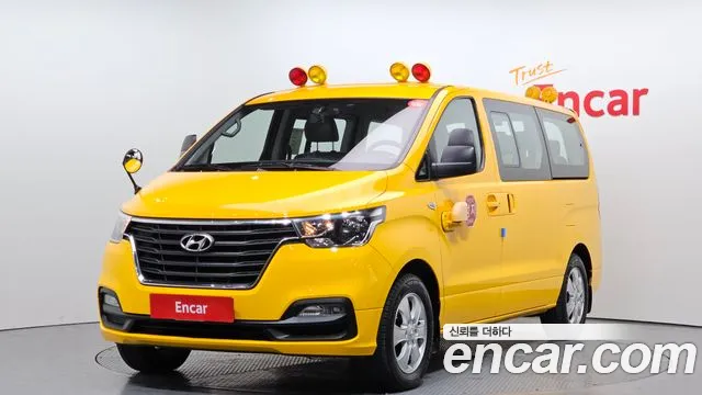 Hyundai The New Grand Starex 2019 Желтый из Кореи