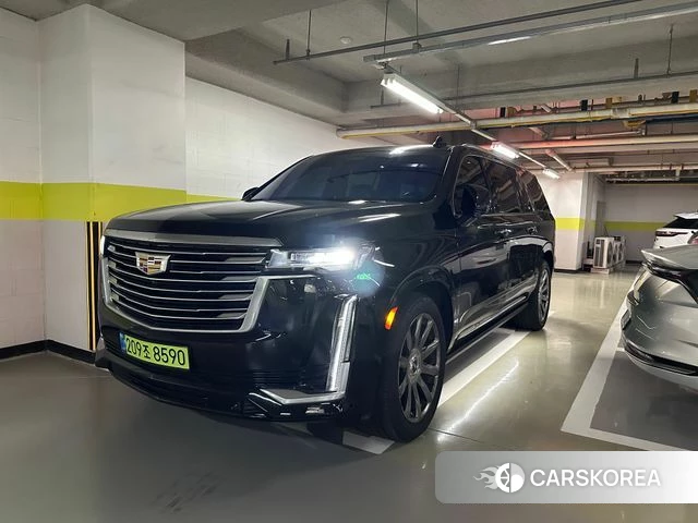 Cadillac Escalade 5th Generation 2021 Черный из Кореи
