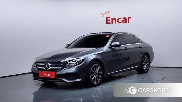Mercedes-Benz E-Class W213 2019 Серый из Кореи