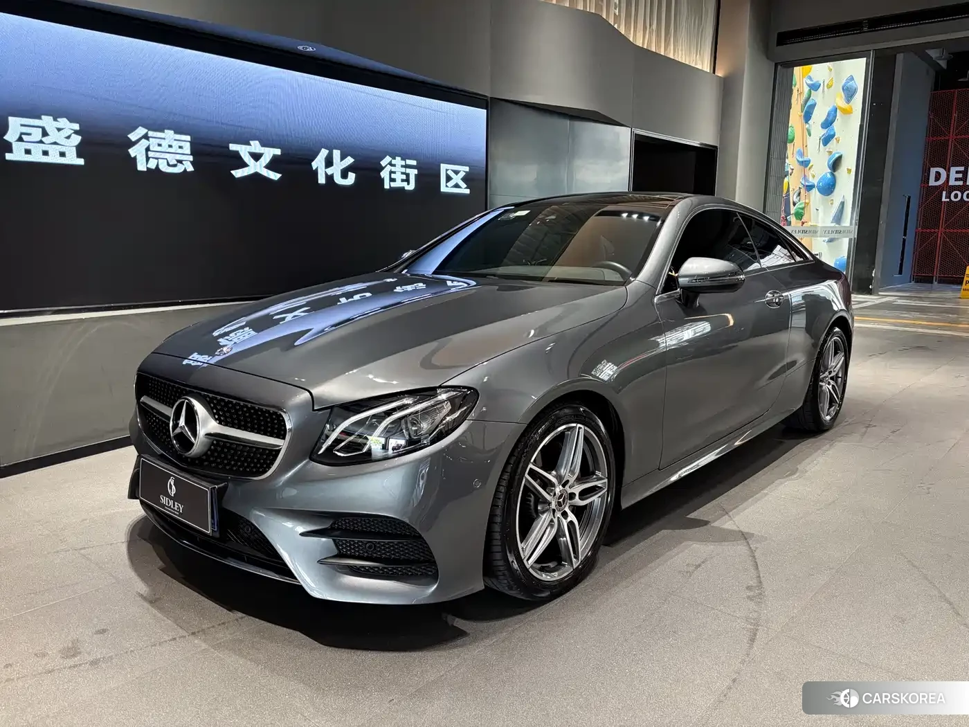 Mercedes-Benz E-Class 2018 Silver/gray из Китая