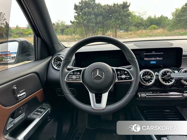 Mercedes-Benz GLB 2022 Черный из Китая