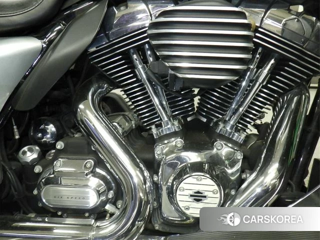 Engine photo