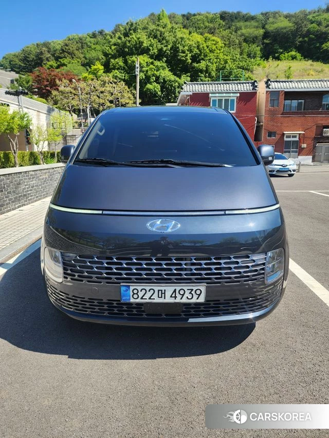 Hyundai Staria 2022 Серый из Кореи
