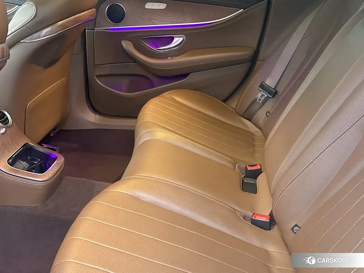 Mercedes-Benz E-class New Energy 2022 Черный из Китая