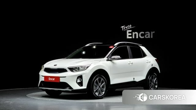 Kia Stonic 2019 Белый из Кореи