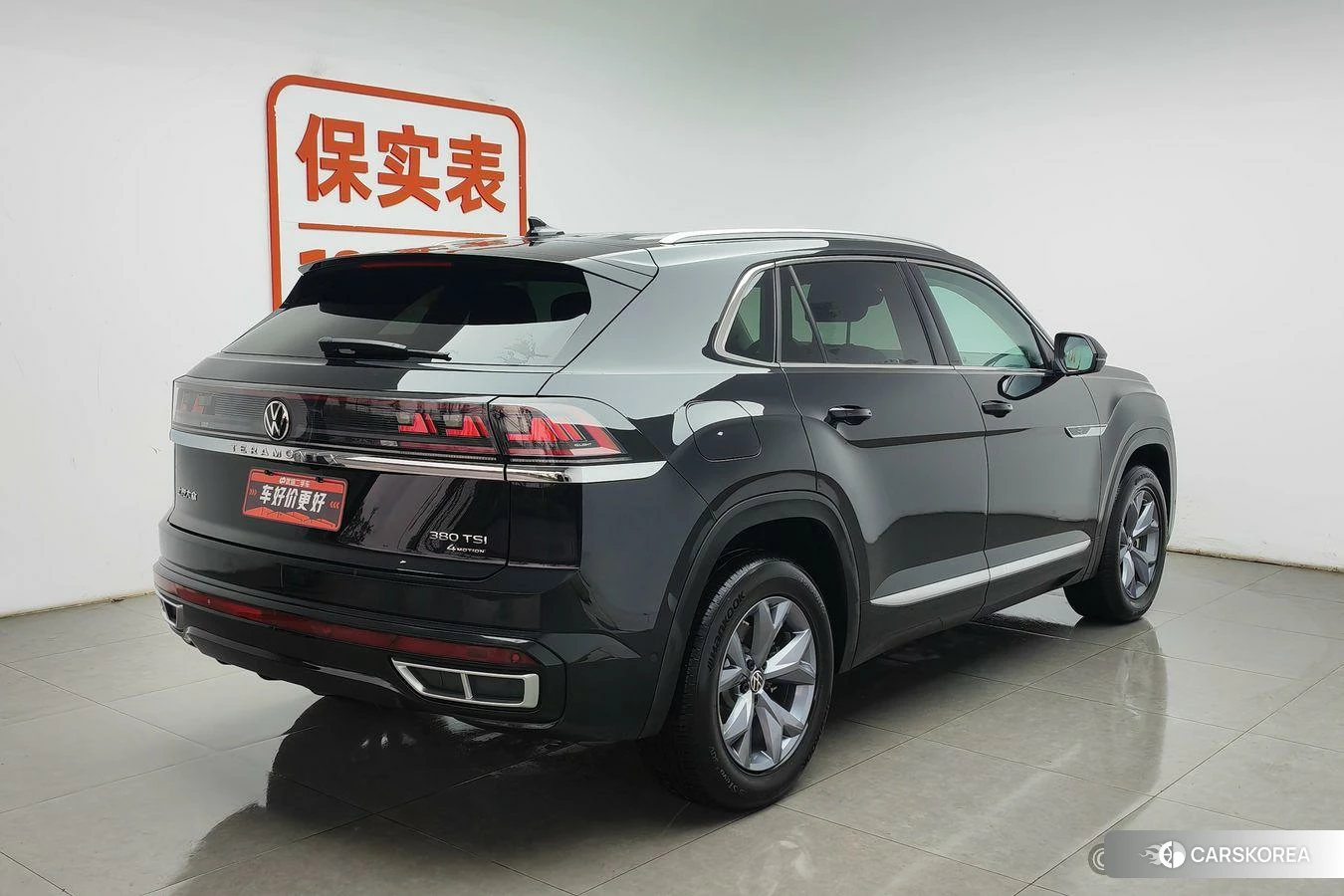 Volkswagen Tourang 2022 Черный из Китая