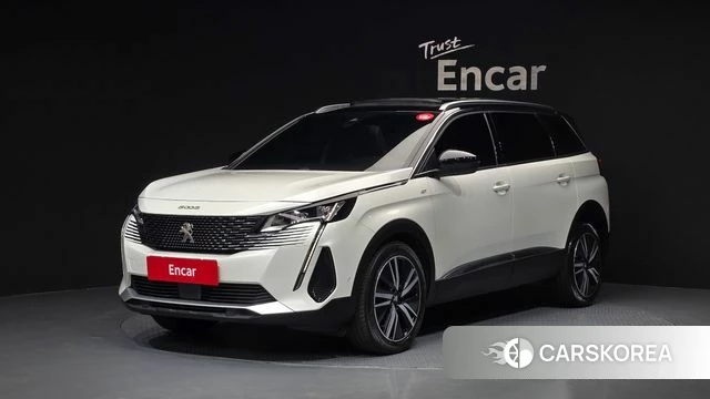 Peugeot 5008 second generation 2024 Белый из Кореи