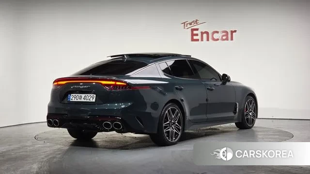 Kia Stinger Meister 2023 Зеленый из Кореи