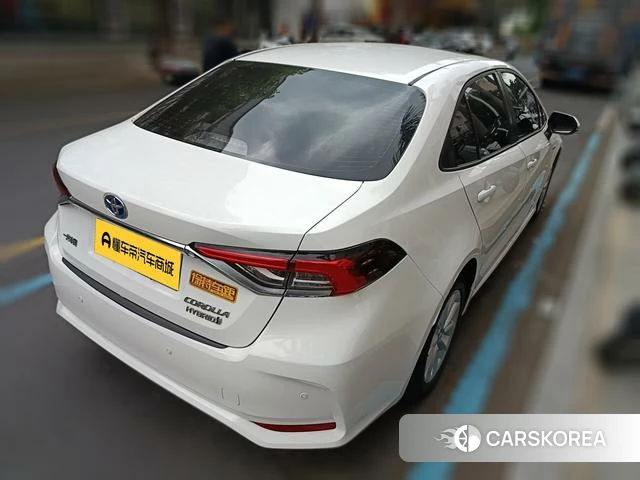 Toyota Corolla 2020 Белый из Китая