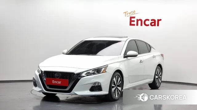 Nissan Altima (L34) 2019 Белый из Кореи