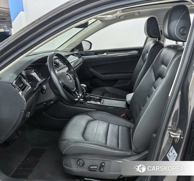 Volkswagen Huiang 2019 Коричневый из Китая