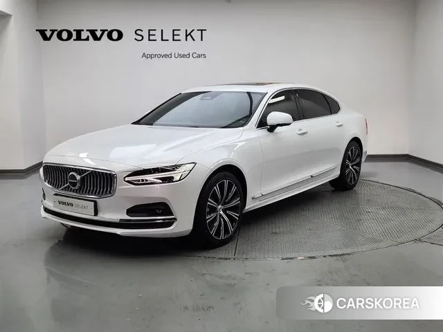 Volvo S90 2024 Белый из Кореи