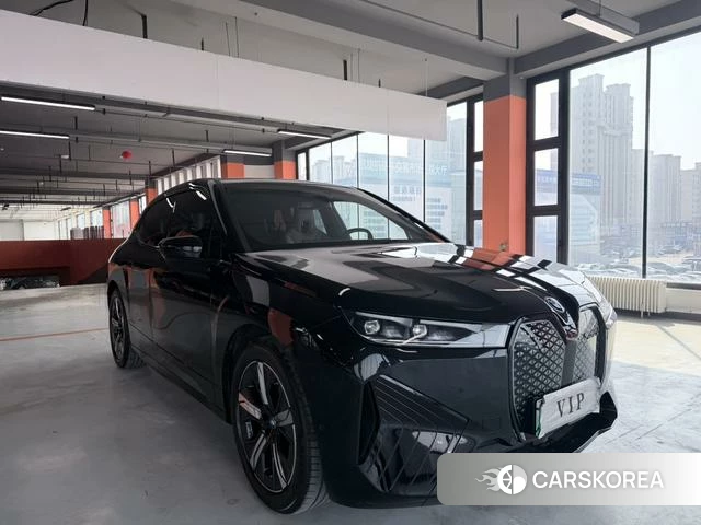 BMW iX 2023 Черный из Китая