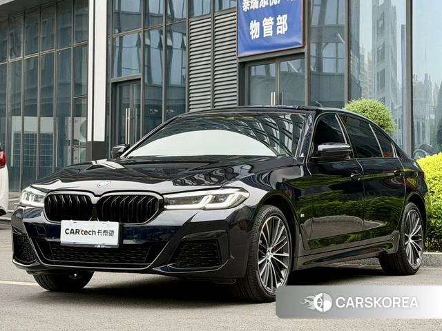 BMW 5 series 2023 Черный из Китая