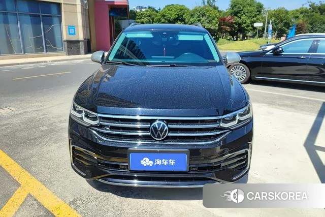 Volkswagen Tiguan L 2022 Черный из Китая