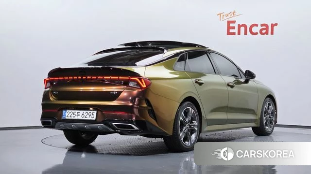 Kia K5 3rd generation 2020 Золотой из Кореи