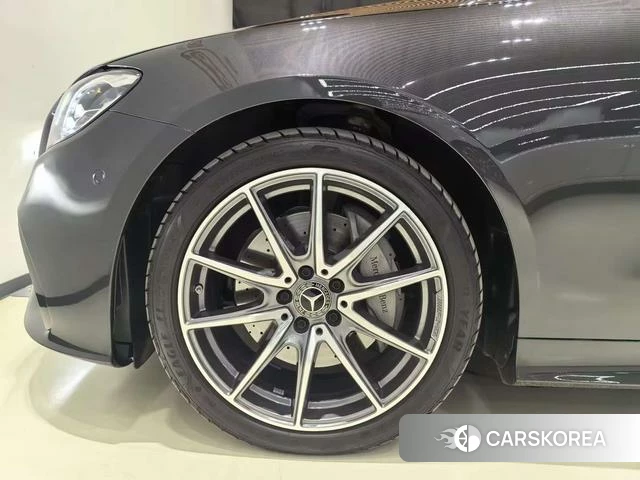 Mercedes-Benz E-class (imported) 2024 Темно-серый из Китая