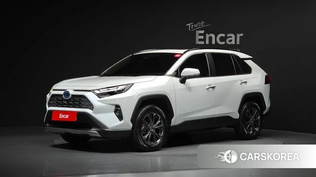 Toyota RAV4 5th Generation 2024 Белый из Кореи