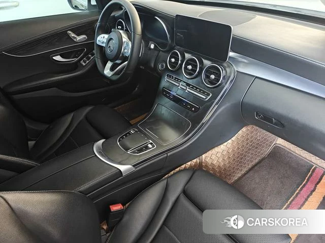 Mercedes-Benz Class C 2021 Белый из Китая