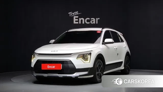 Kia Di Ol Nu Niro 2022 Белый из Кореи