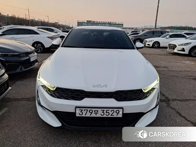 Kia K5 3rd generation 2022 Белый из Кореи